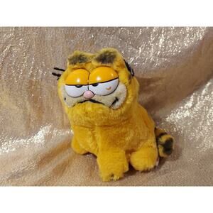 Vintage 1981 Garfield Plush Toy Cat Animal United Feature Syndicate Fun Farm